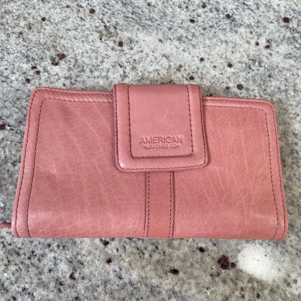 Lucas Slim Leather Wallet from AMERICAN LEATHER CO. - Picture 1 of 9